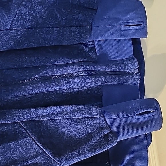 Womens Scuba style Sweater - Picture 3 of 3